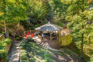Oasis In the Mountains - Murphy - 9