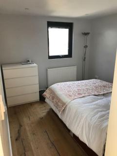 Elegant 3bed Crouchend in style with roof terrace - London - 9