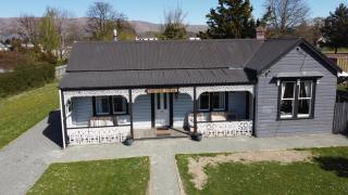 The Old Forge - an "Heritage' house - Fairlie - 5