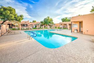 Relax Poolside! Peoria Oasis, 2 Mi to Downtown - 9
