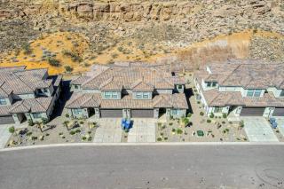 Red Rock Radiance - 2
