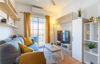Lovely Apartment In Malaga With Wifi - Málaga - 8