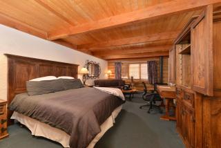 The Boulder Creek Lodge - 4