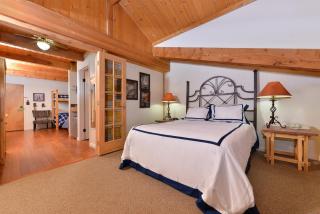 The Boulder Creek Lodge - 1
