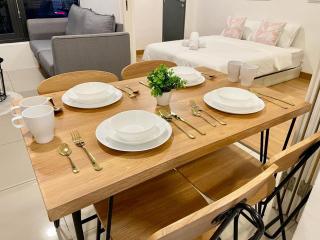 Bright,Stylish Condo @ 218 Macalister Georgetown - 5