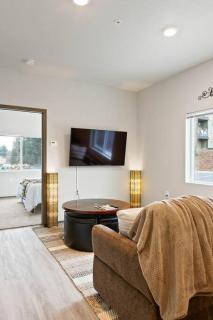 Full ADA Unit - 2 Bed 2 Bath Unit Near Downtown - Spokane - 3