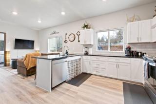 Full ADA Unit - 2 Bed 2 Bath Unit Near Downtown - 9