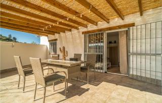 Cozy Home In Arenas With Swimming Pool - Arenas - 9
