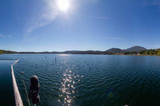Comfortable Duplex Unit - Beautiful Lake Views! - Valley - 9