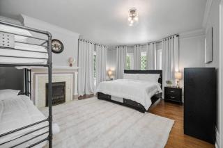 Historic Manor with 8 BDRMS 9 BATHS & 3 Kitchens - Spokane - 3