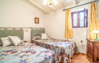 Amazing Home In Cajiz With Wifi - 9
