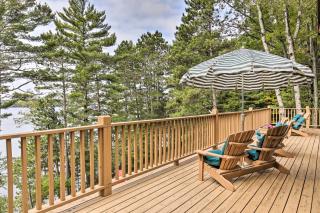 Waterfront Lake Tomahawk Cabin with Game Room! - Lake Tomahawk - 9