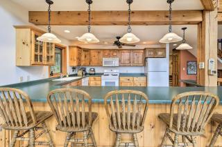 Waterfront Lake Tomahawk Cabin with Game Room! - Lake Tomahawk - 3