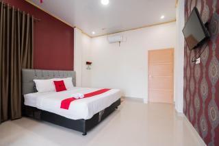 RedDoorz Syariah near Minangkabau International Aiport - Duku - 1