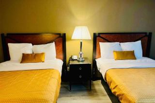 Super 8 by Wyndham Benton Harbor St Joseph - 3