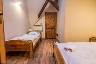 Top Hostel Pokoje Gościnne - Zakopane - 3