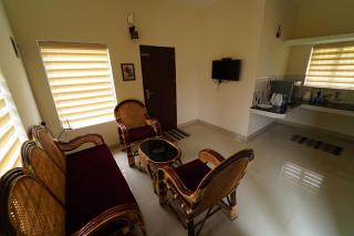 Vrindhavan Mist City Resorts - Kanthalloor - 7
