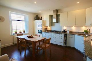 Albion House - Deal - 1