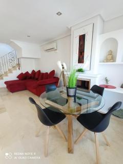 TOWNHOUSE 1 minute walk to Villamartin plaza - Villamartin - 7