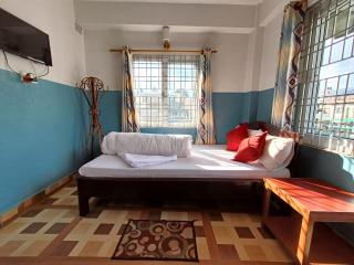 R&R Guest House - Pokhara - 8