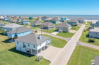 Beach'N Inn home - Crystal Beach - 7