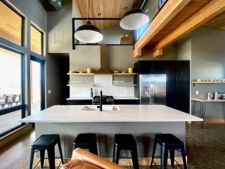 Antelope Run -The Long House - Livingston - 7
