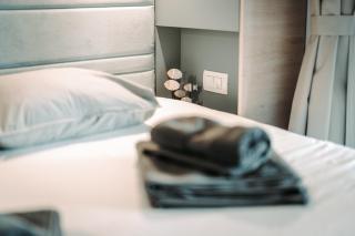 SEA HOUSE shade, pool & jacuzzi - PRIVILEGE POINT camping & villas - Selce - 4