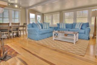 SeaSpray Beach Cottage A - 2
