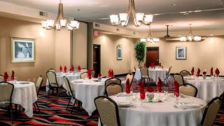 Holiday Inn Oklahoma City Airport by IHG - Oklahoma City - 1
