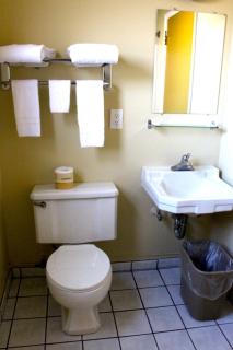 Echo Lodge - West Sacramento - 9
