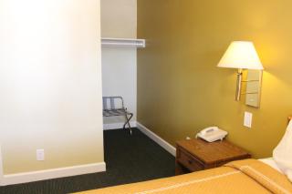 Echo Lodge - West Sacramento - 7