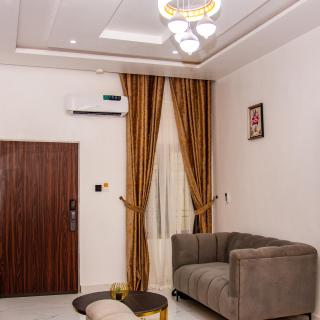 NIFEWAT APARTMENT,Cardiff suite 2bedroom apartment with gym ,Netflix and WiFi - Abuja - 7