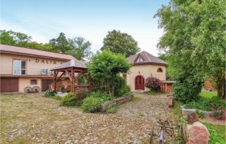 Four-Bedroom Holiday Home In Choczewo - Choczewo - 4