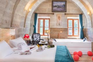 HacıAşık Konağı Butik Hotel - 1