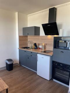 T2 4 pers face gare SNCF Appart Hotel le Cygne 6 - 1