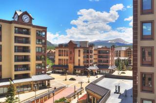 2 Bedroom Ski In, Ski Out Mountain Vacation Rental Located Next To Historic Main Street In Downtown Breckenridge - Breckenridge - 0