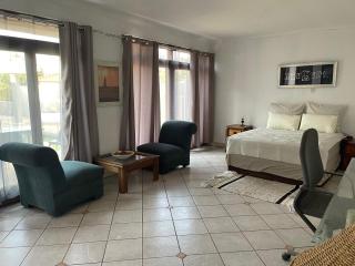 Royal View Cottage - 0