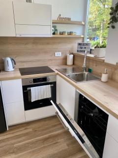 Sunny Oak Estate - Mengeš - 9