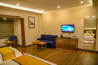 Four Leaf Hotel - Sapphire Blue, Varanasi - 2