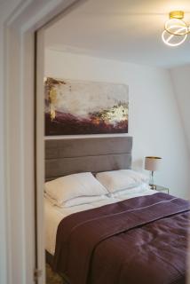 Apartment 6 3 bedrooms, sleeps x 6 - York - 6