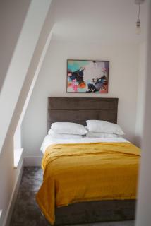 Apartment 6 3 bedrooms, sleeps x 6 - York - 3