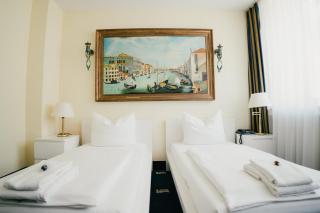Altstadt Hotel St. Georg - Düsseldorf - 8