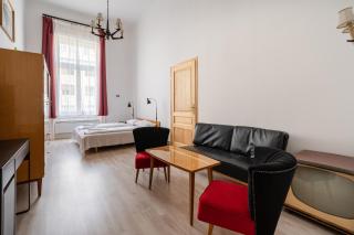 Retro Rebel Mode Apartment - 0