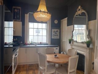 Beautiful Seaview 2 Bedroom Apartment - Brighton & Hove - 9