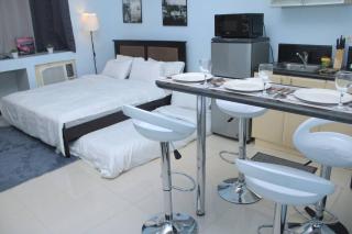 A2J Executive Studio Suite Near Venice Mall BGC - Manila - 1