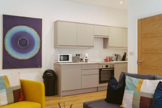 Apartment 1 2 bedrooms, sleeps x 6 - 2