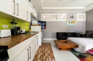 Sleek 4PPL apartment, Pool, Parking, Gated, CCTV & Wifi - Ocho Rios - 4