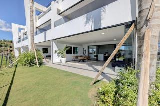 Ground Floor 2 Bedroom Apartment at Estepona Hills - 9