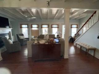Write on the Bay, a Waterfront Retreat in Coastal Alabama - Fairhope - 6