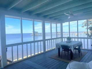 Write on the Bay, a Waterfront Retreat in Coastal Alabama - Fairhope - 1